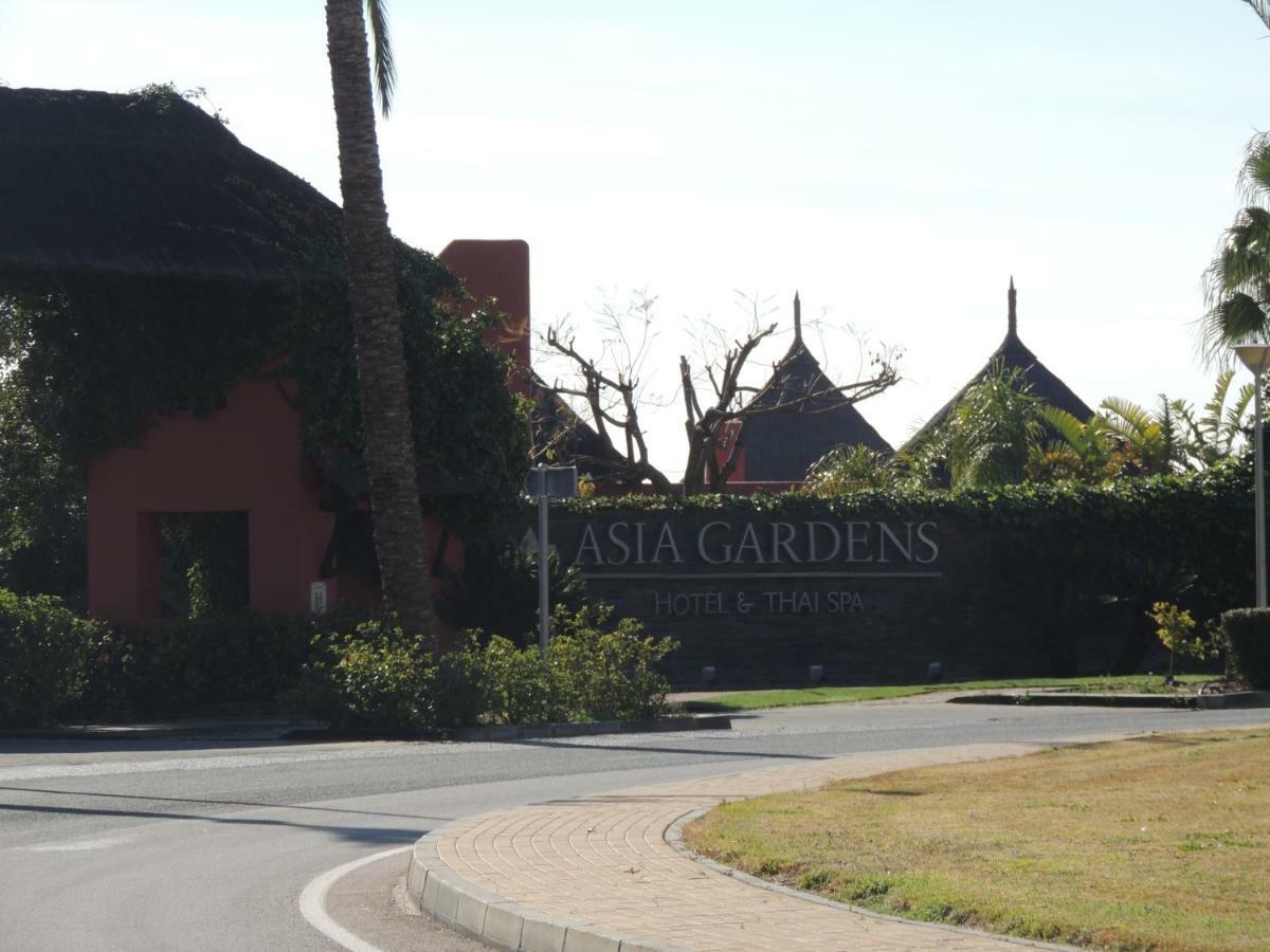 Sierra Cortina Resort ฟีเนสตรัต ภายนอก รูปภาพ